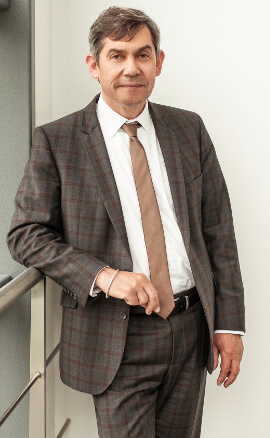 Dr. Georg Jaster